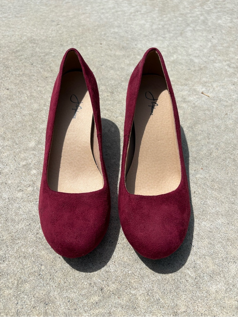 J. Adams Burgundy Faux Suede Kitten Heels | Size 8.5 | Classic Closed Toe Pumps